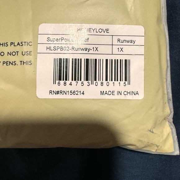 COPY -nude Shapewear Bodysuit with Sheer Panels and Structured Cups - Picture 15 of 16